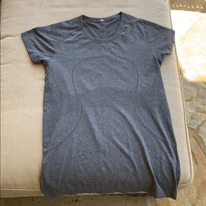 Lululemon top